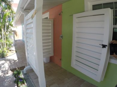 One Bedroom Vacation Rental located Close Beach Holmes Beach